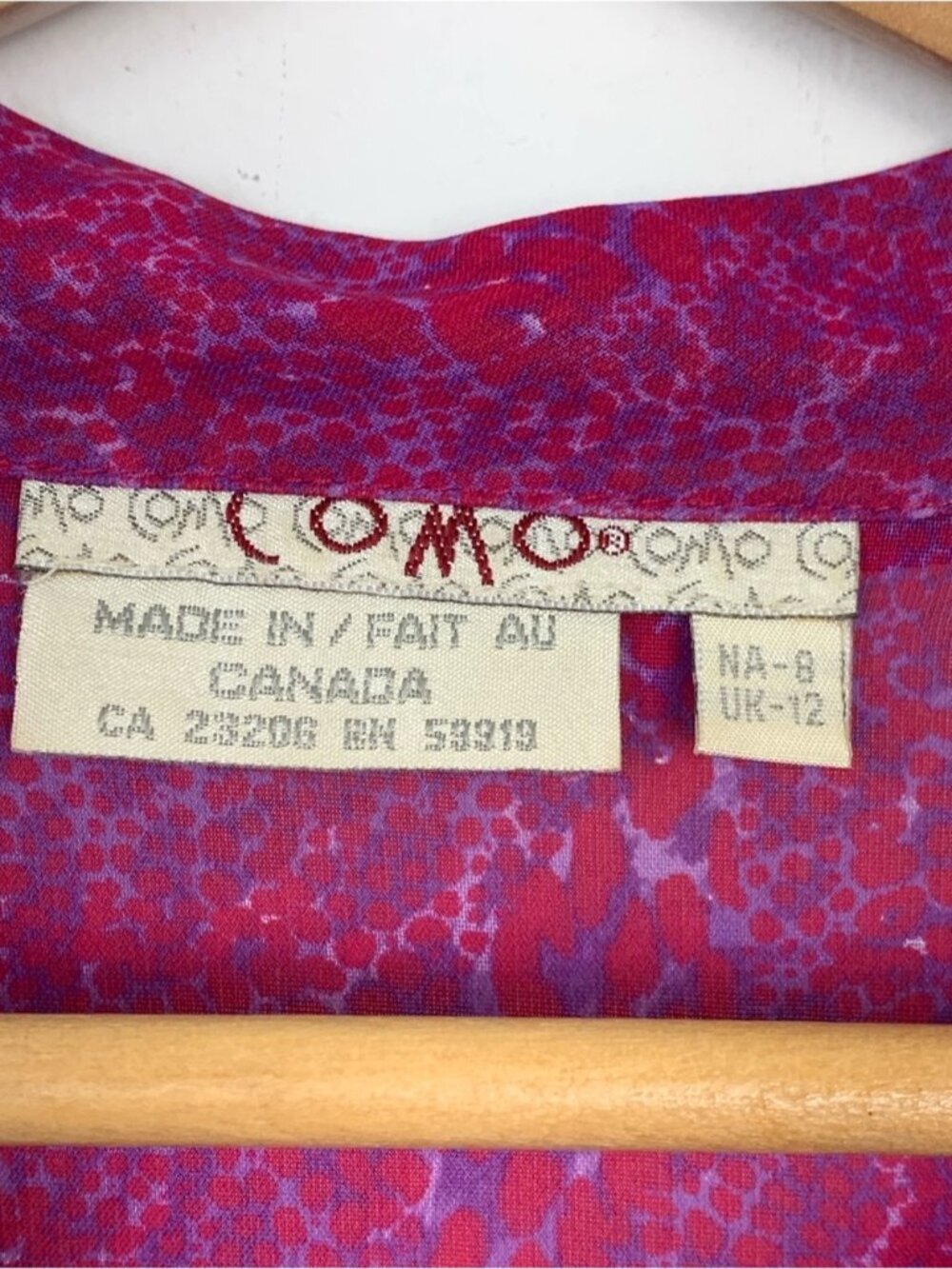Vintage COMO Abstract Print Blouse - Picture 7 of 8